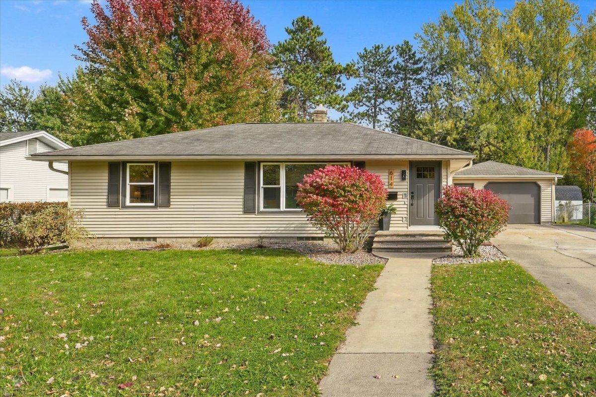 main property photo 0