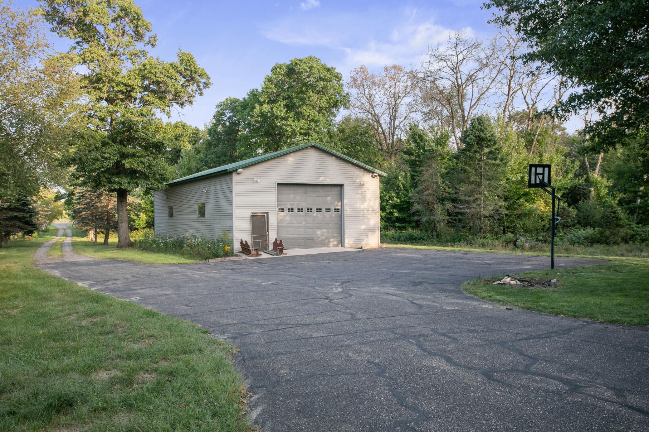 main property photo 39