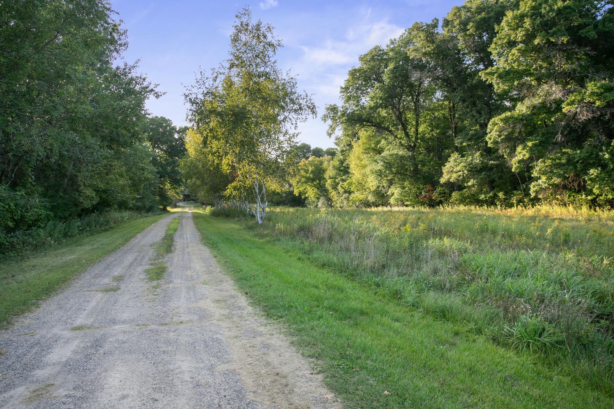 main property photo 40
