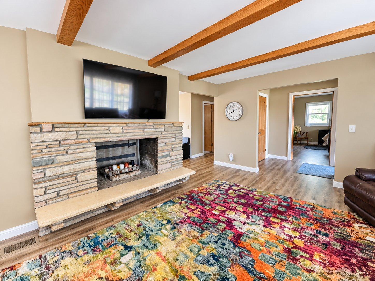 main property photo 13