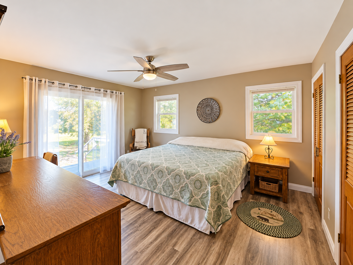 main property photo 17