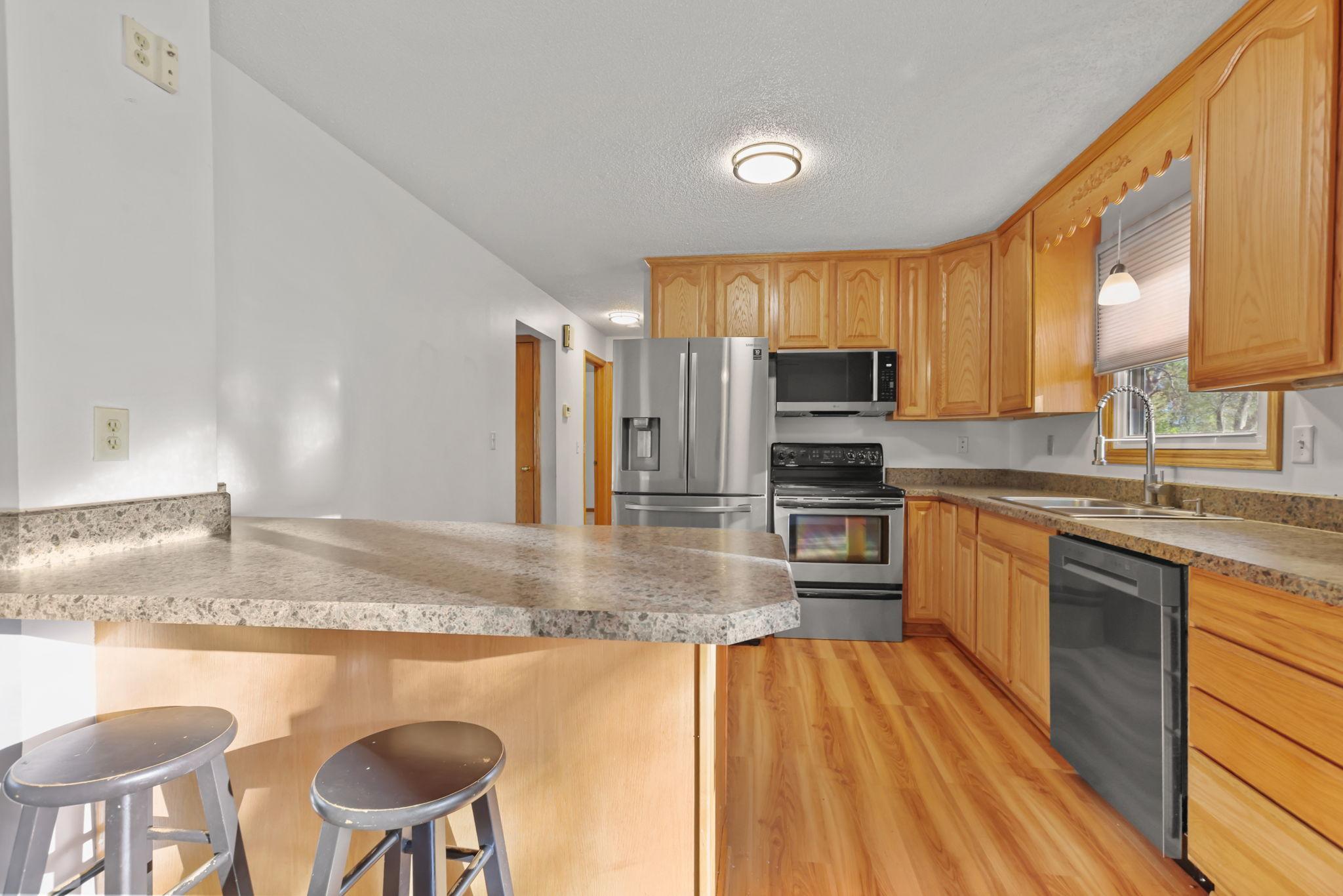 main property photo 14