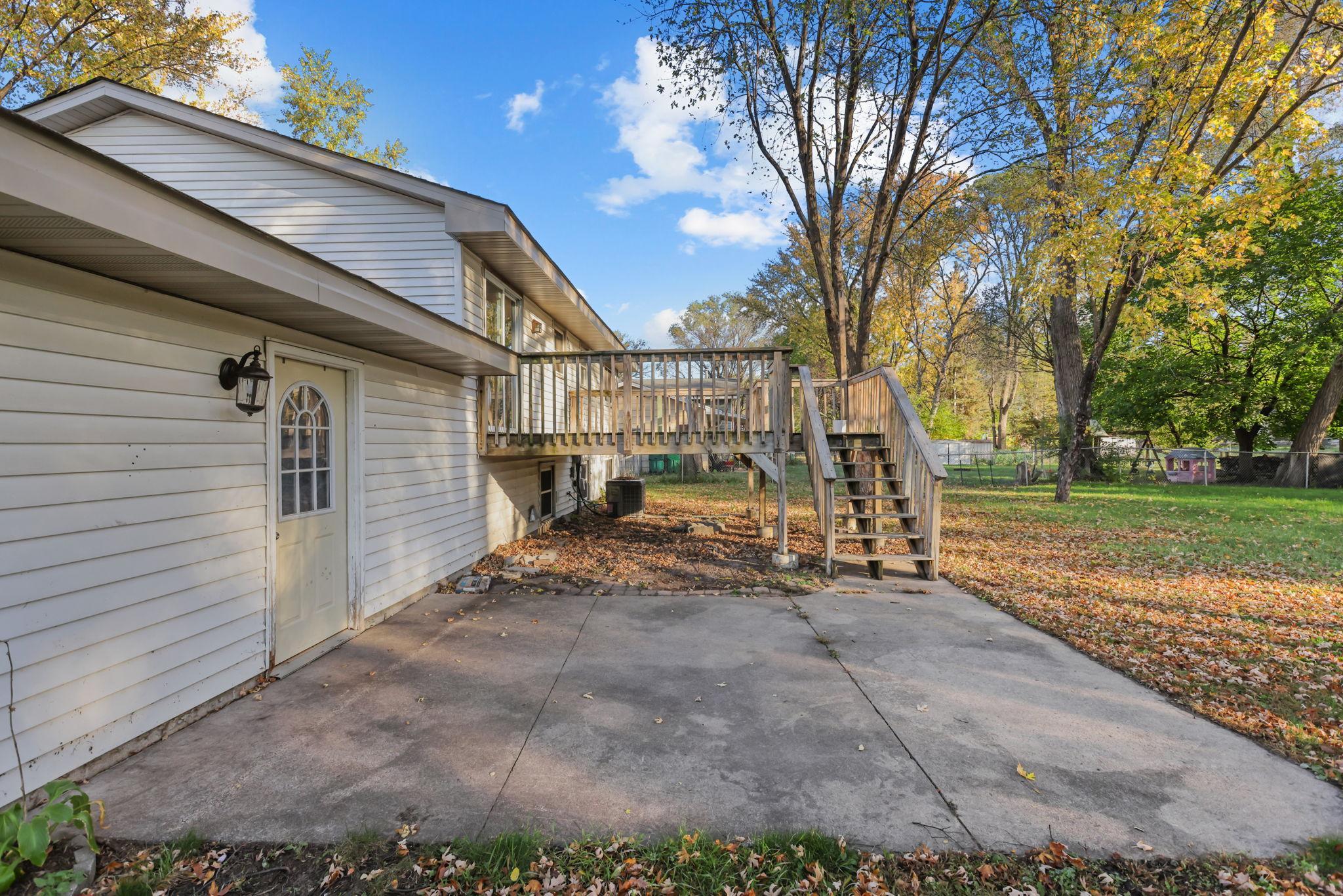 main property photo 38
