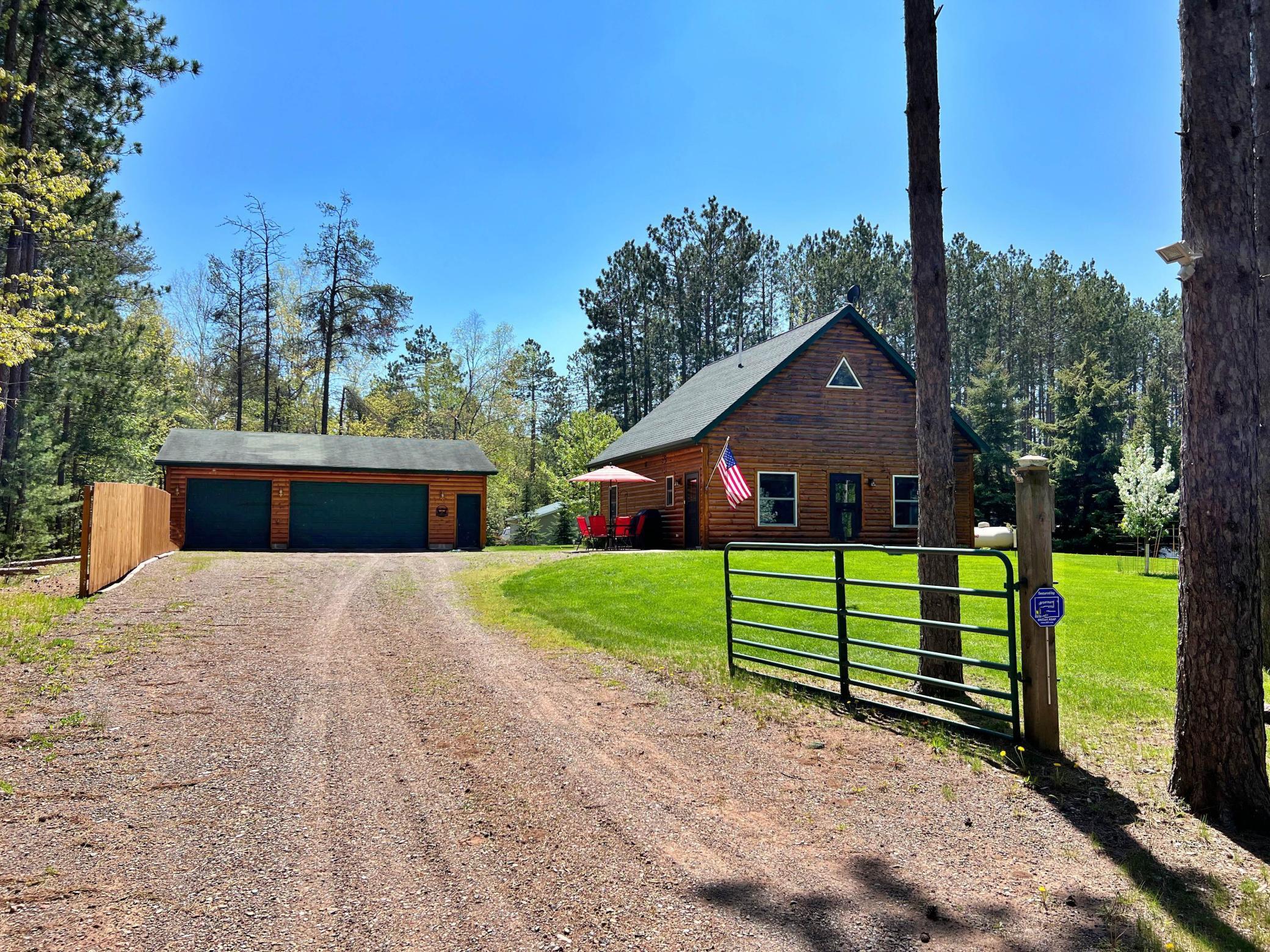 main property photo 9
