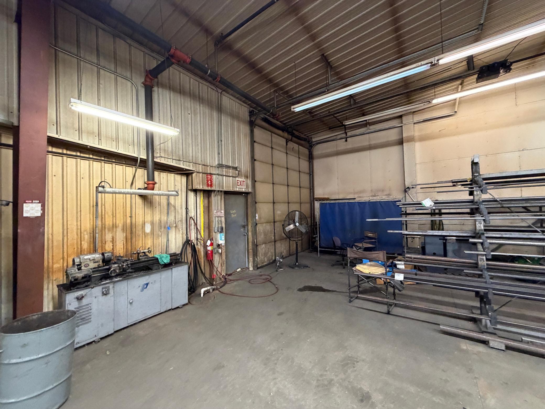 main property photo 18