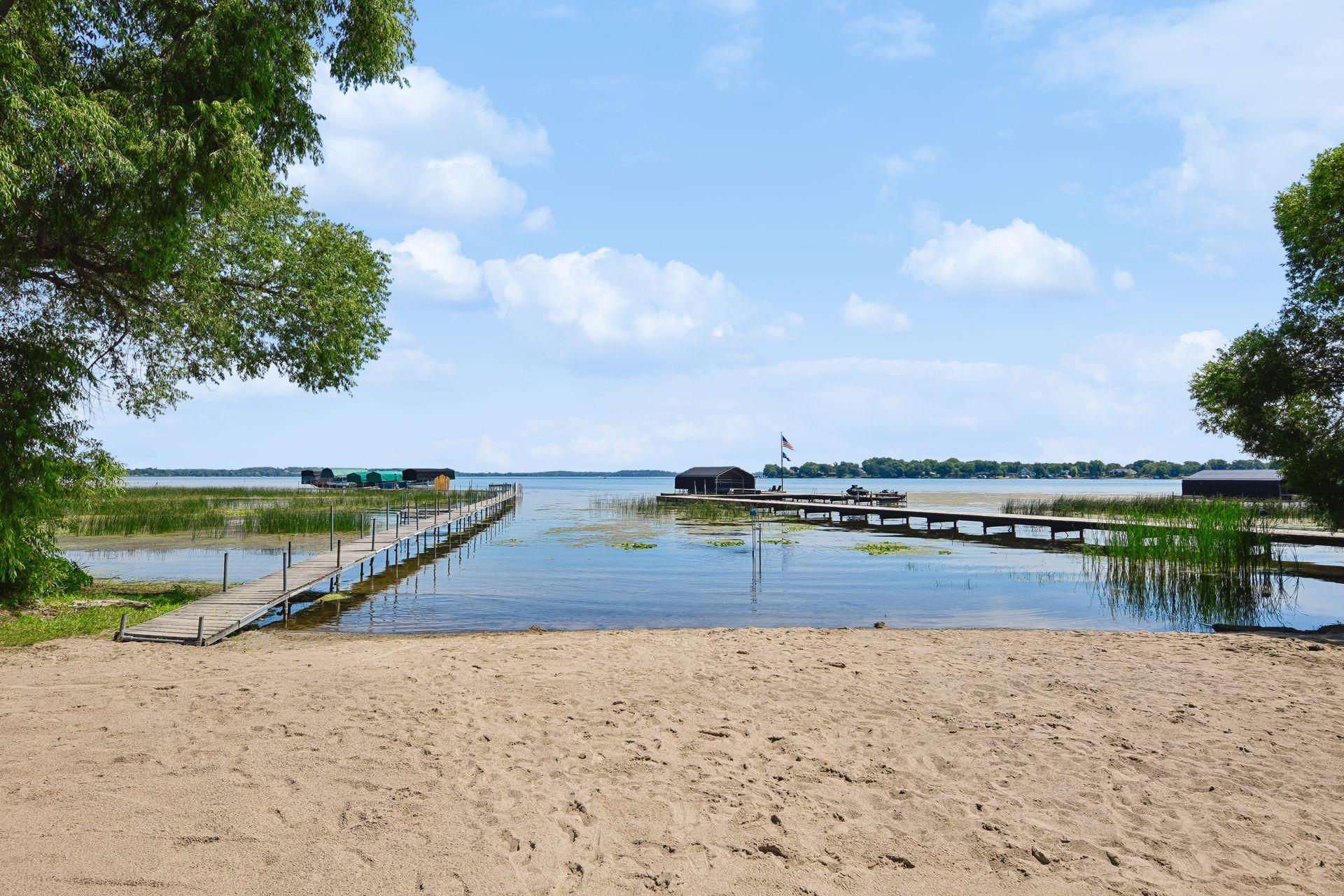 main property photo 78
