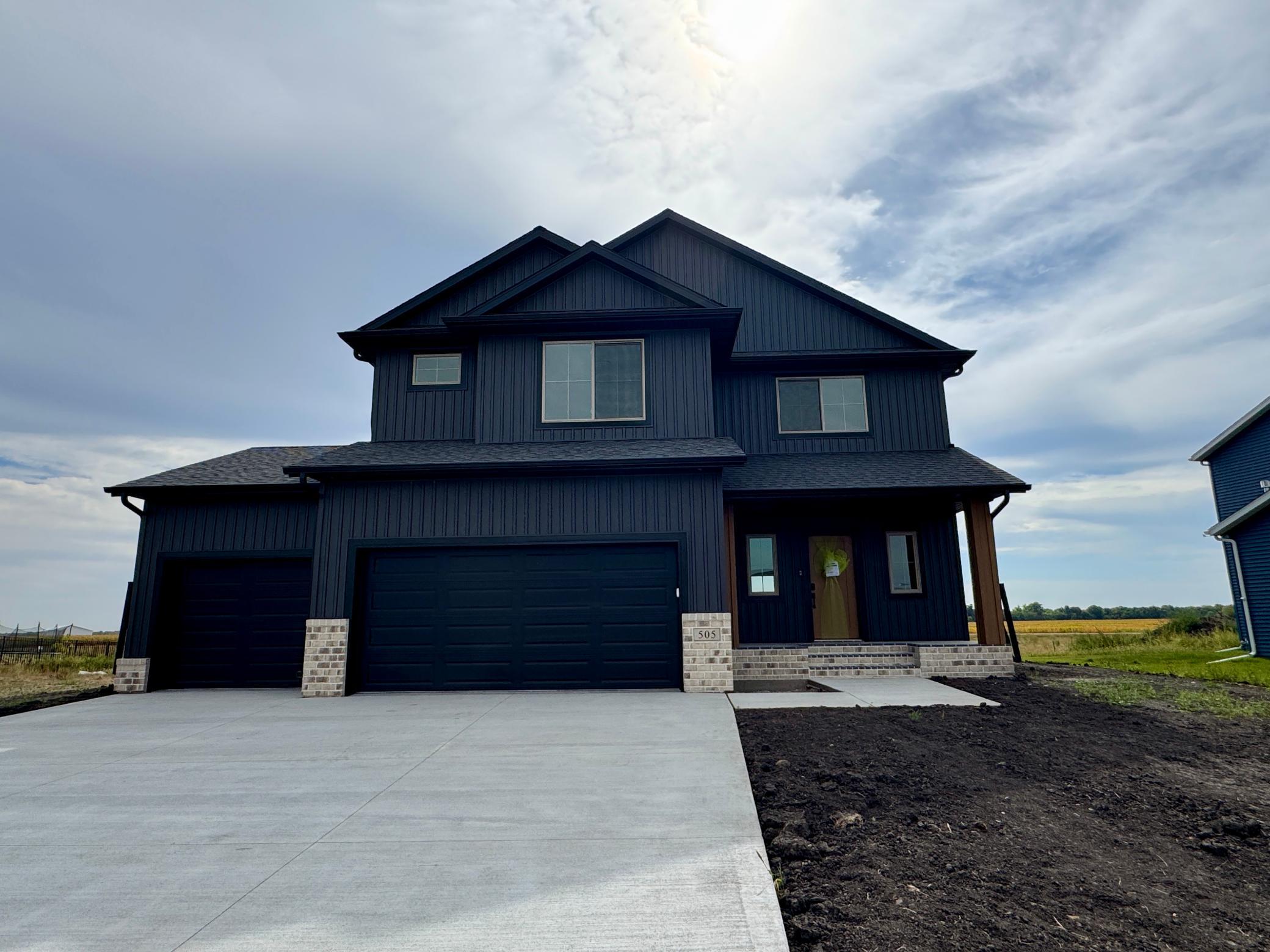 main property photo 0