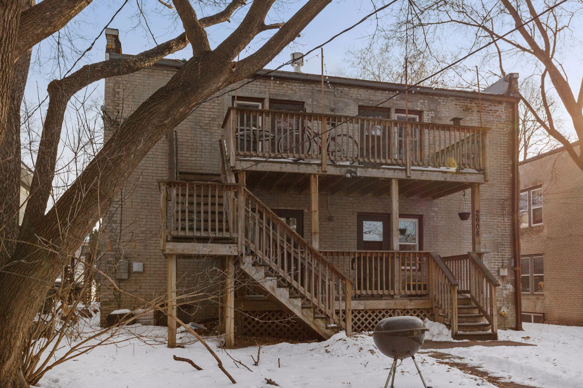 main property photo 19