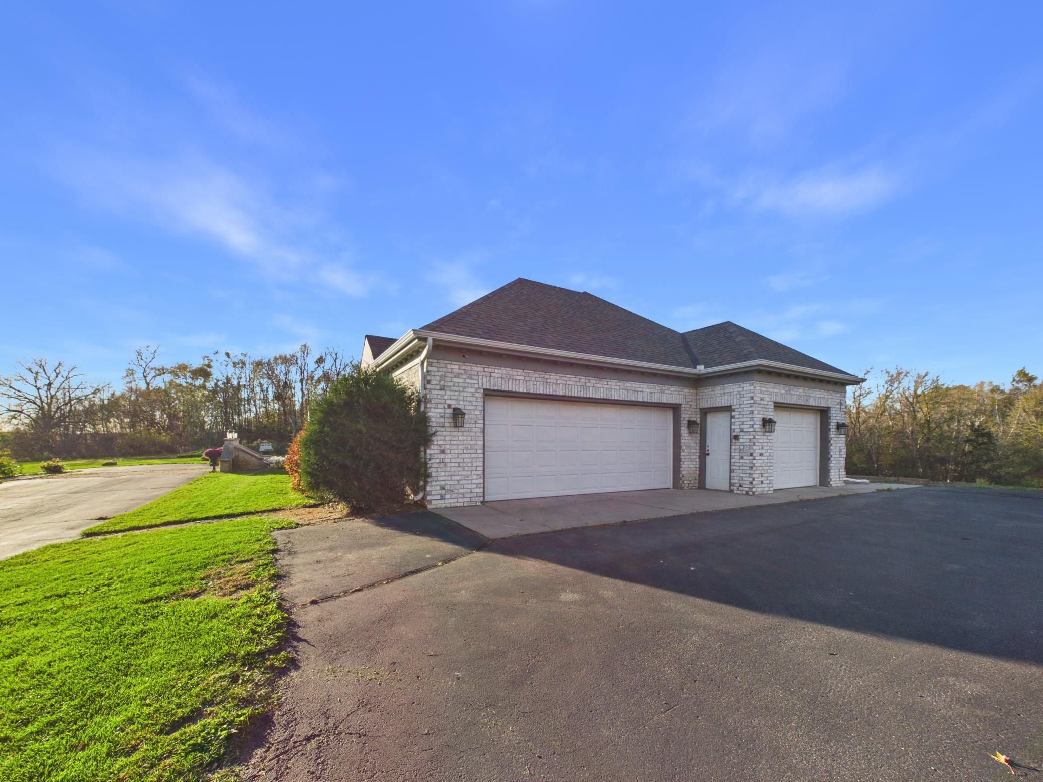 main property photo 83