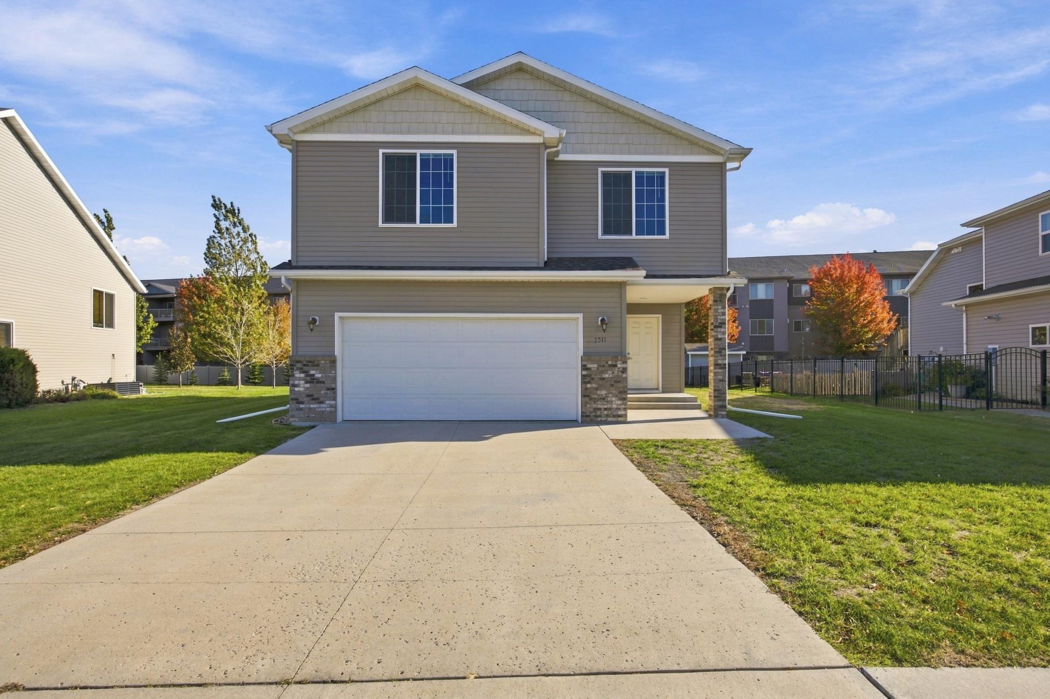 main property photo 0
