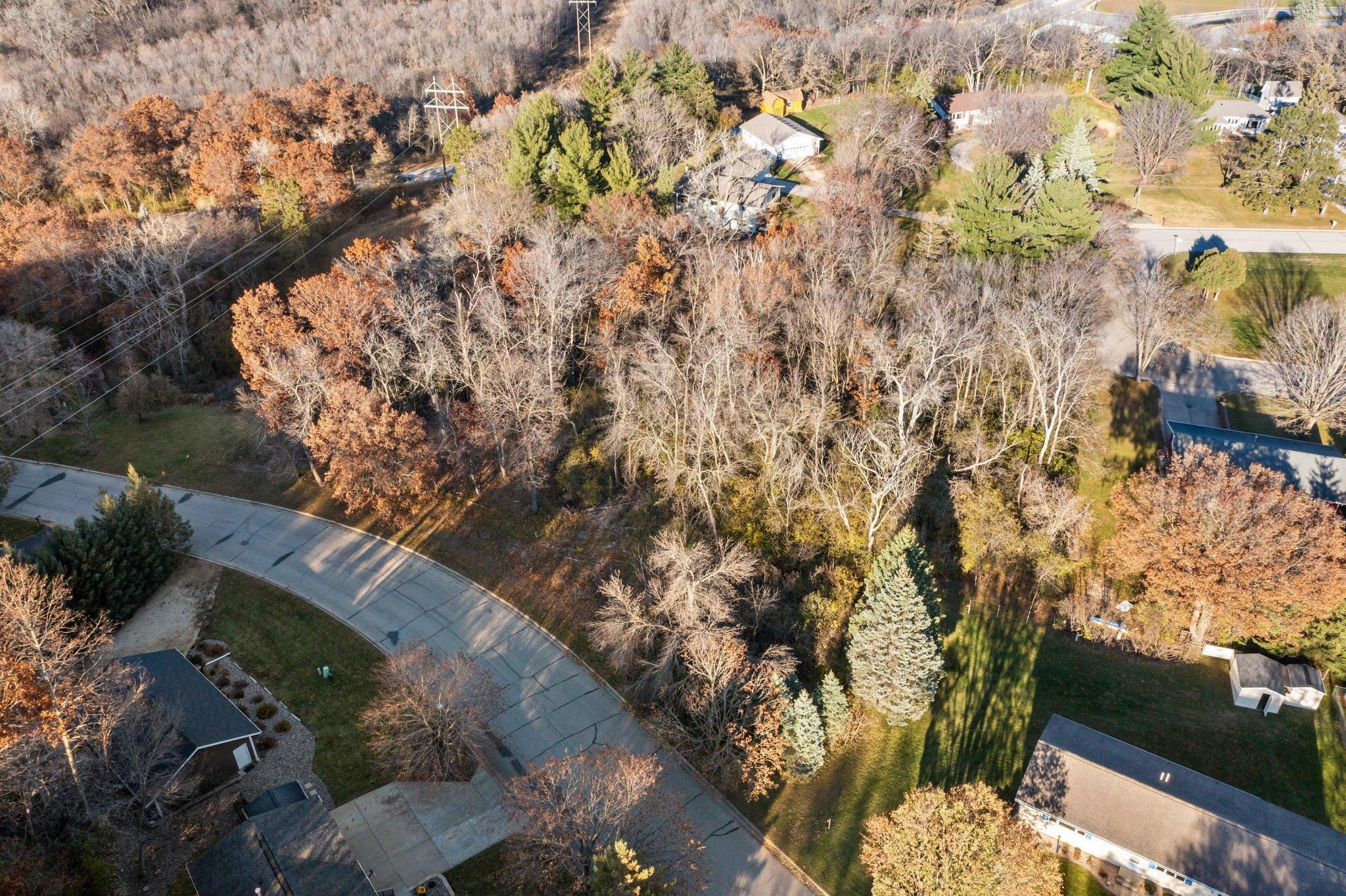 main property photo 11