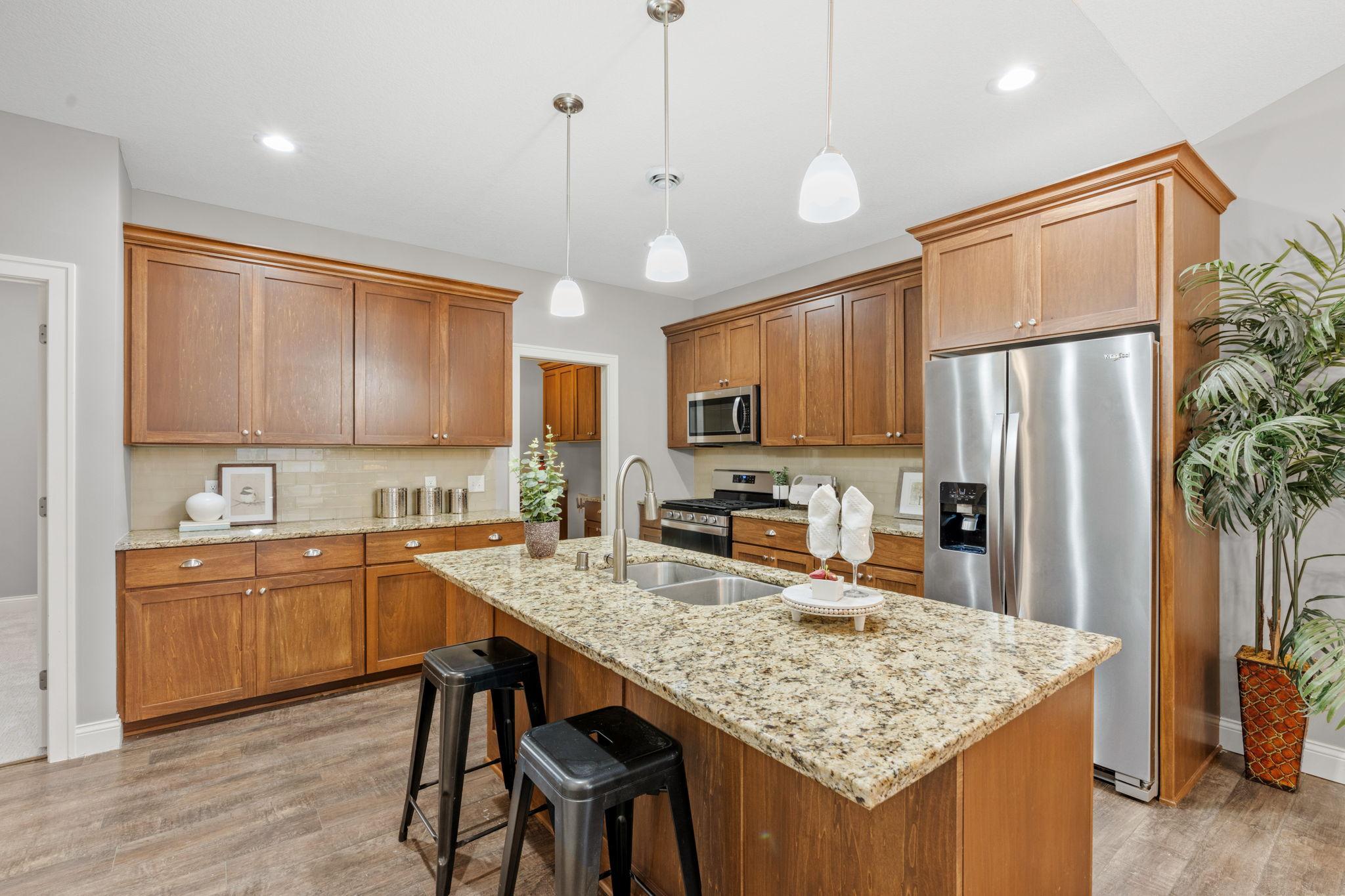 main property photo 16