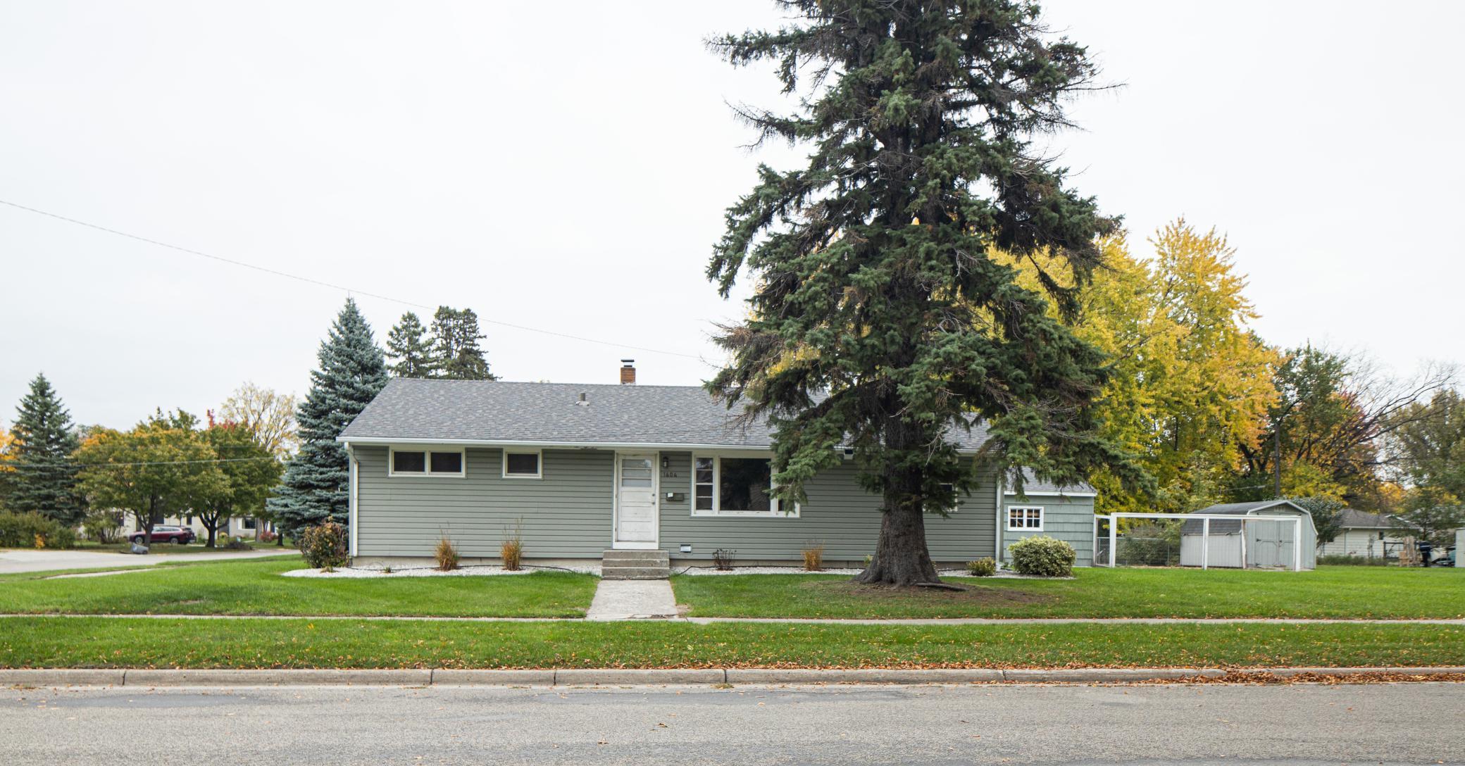main property photo 0