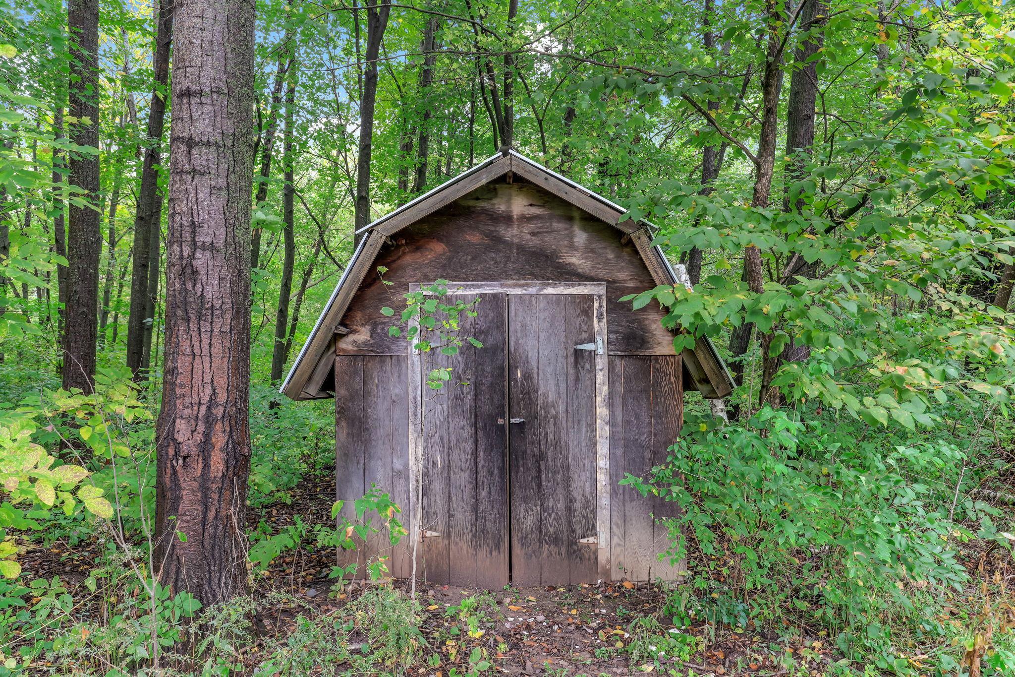 main property photo 34