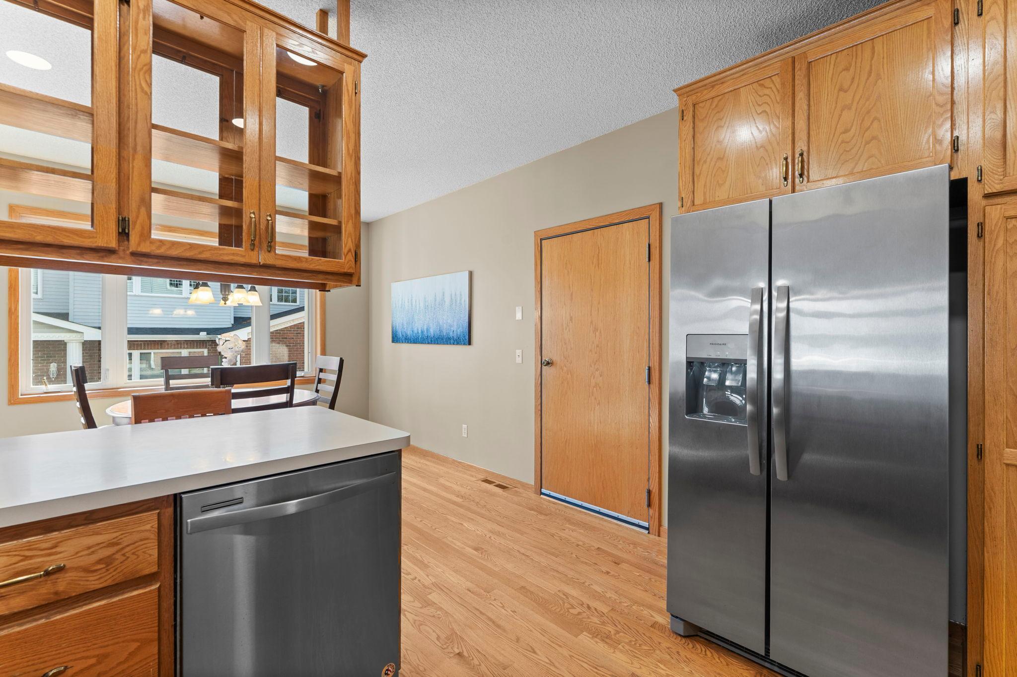 main property photo 16