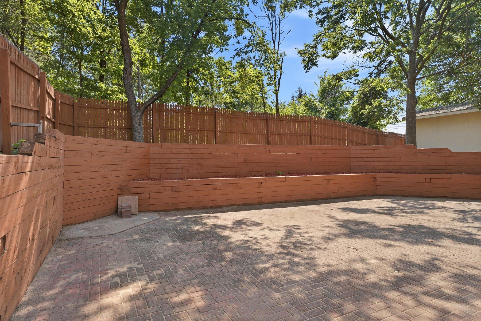 main property photo 51