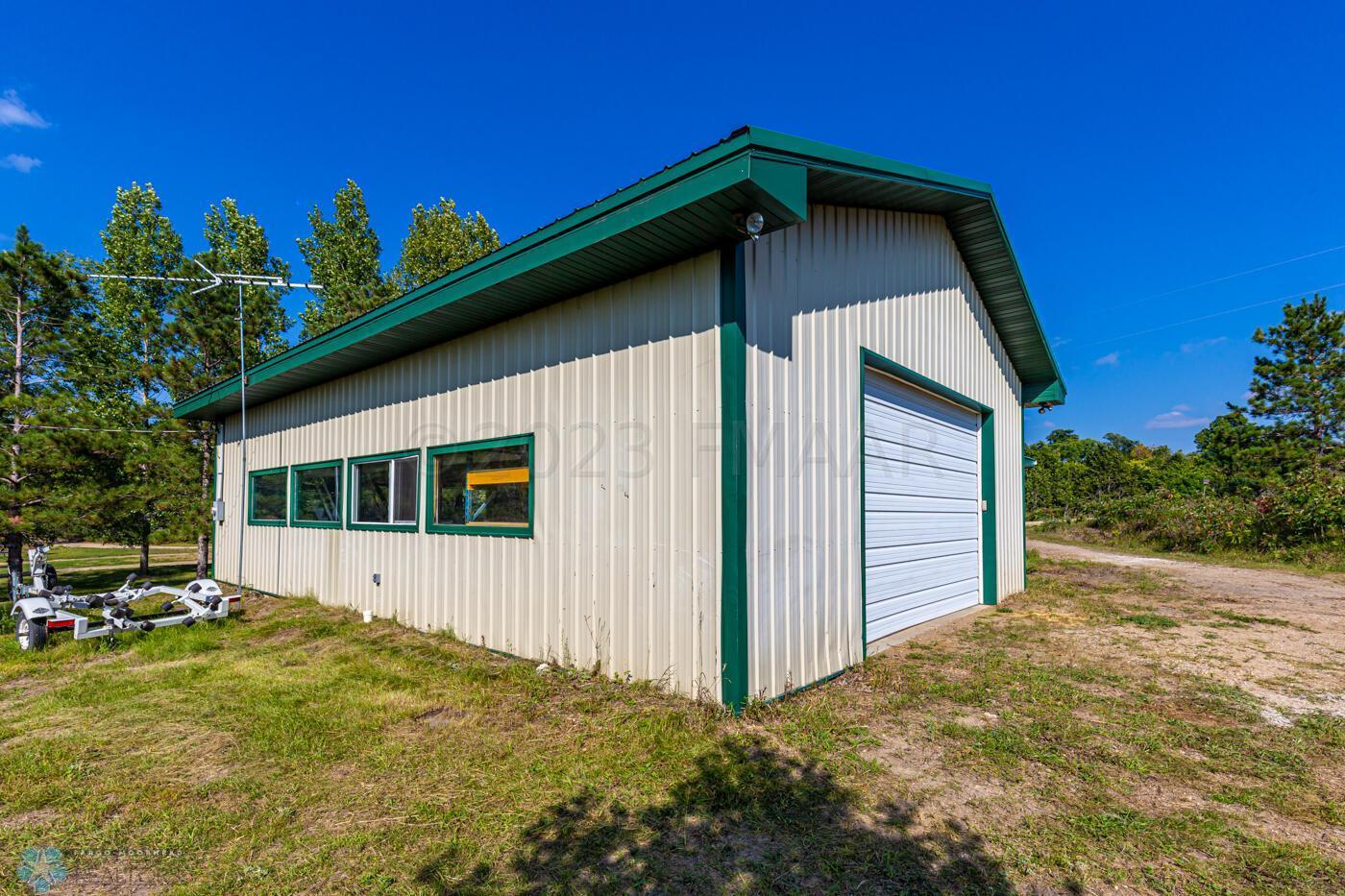 main property photo 22