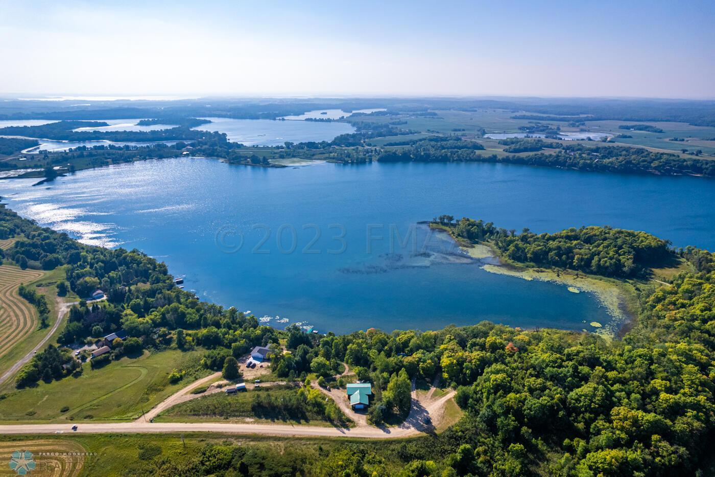 main property photo 27