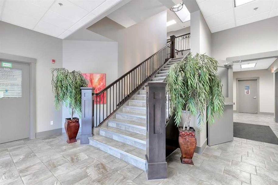 carousel property image