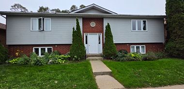 image of property with 2 Bed | 1 Bath | 700 Sqft