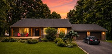 image of property with 3 Bed | 4 Bath | 3,000 Sqft