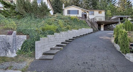 1046 Buoy Dr - View 2