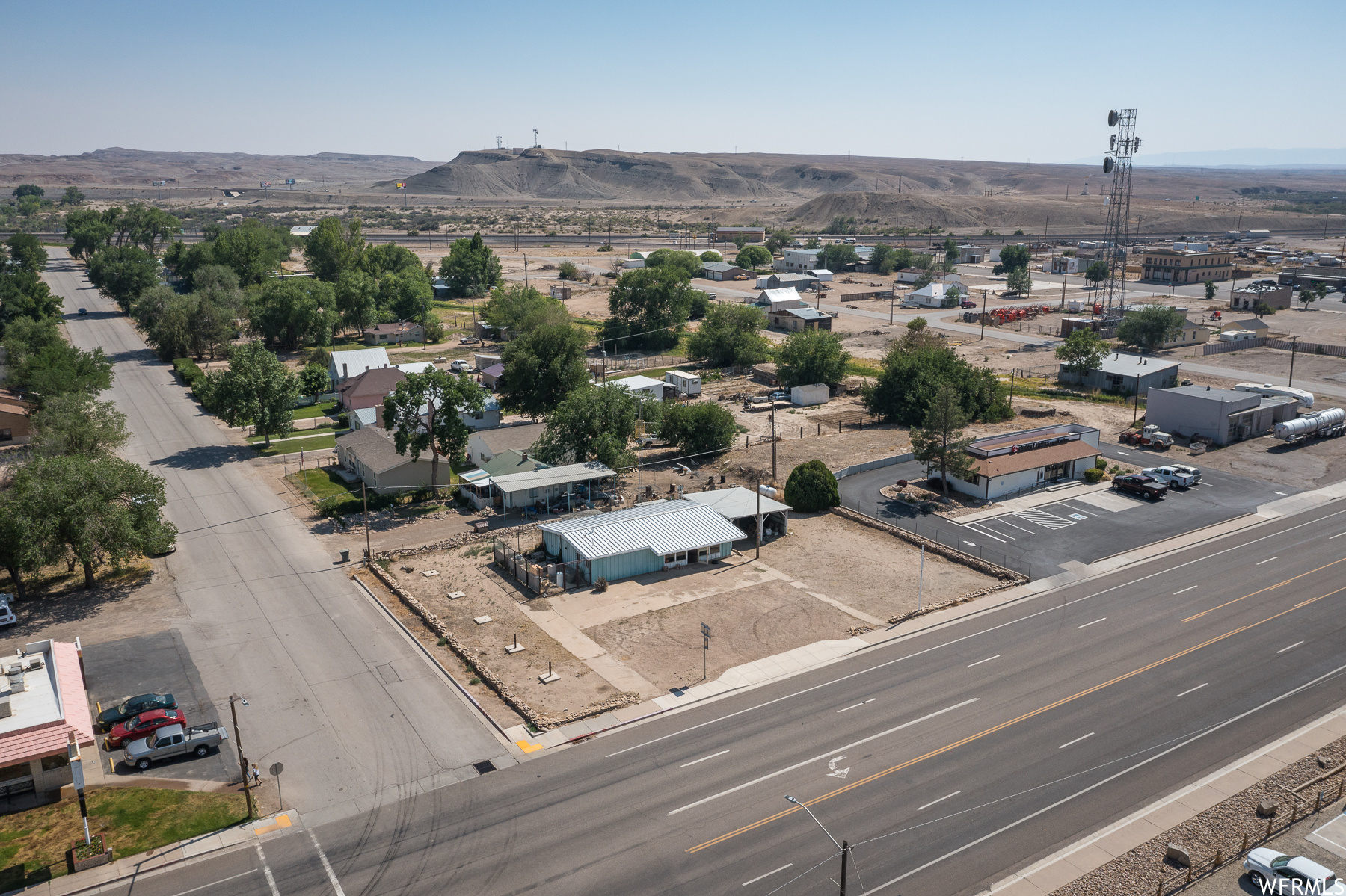 main property photo 10
