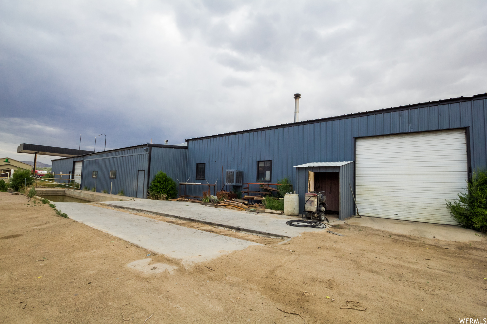 main property photo 15