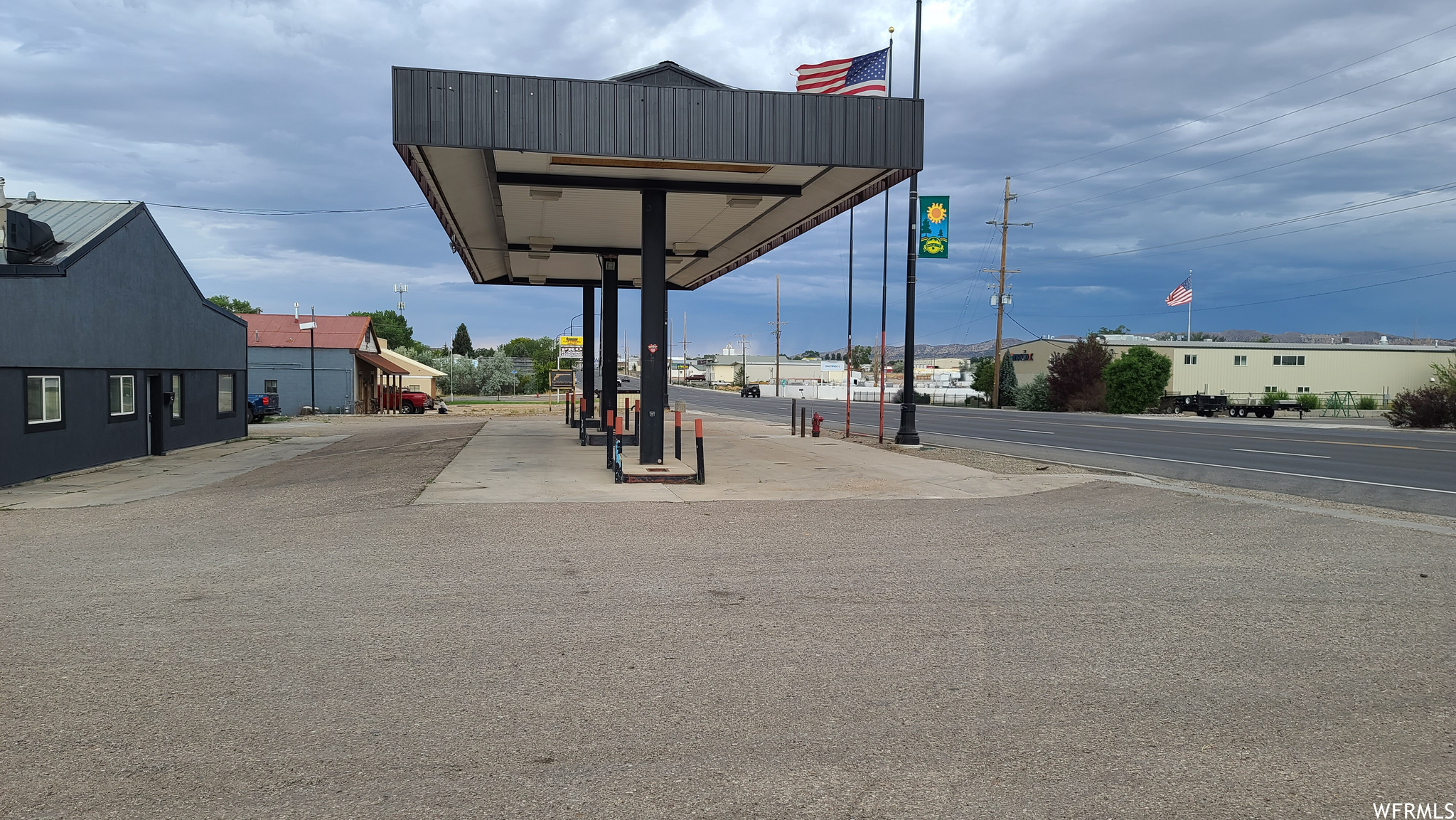 main property photo 4