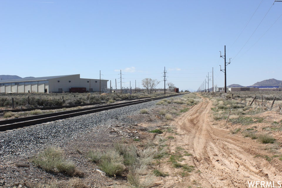 main property photo 25