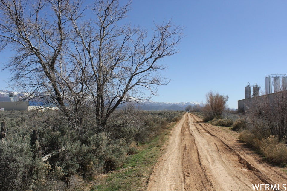 main property photo 32