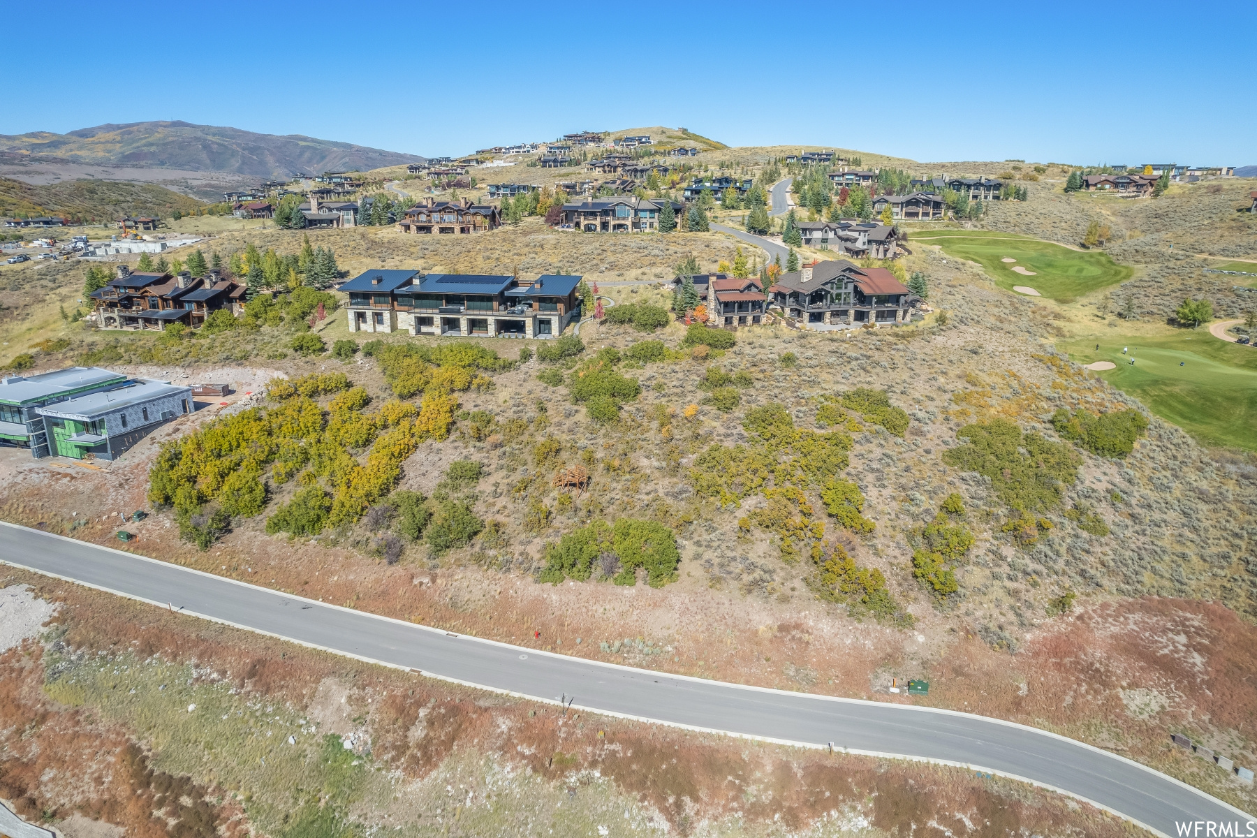 main property photo 8