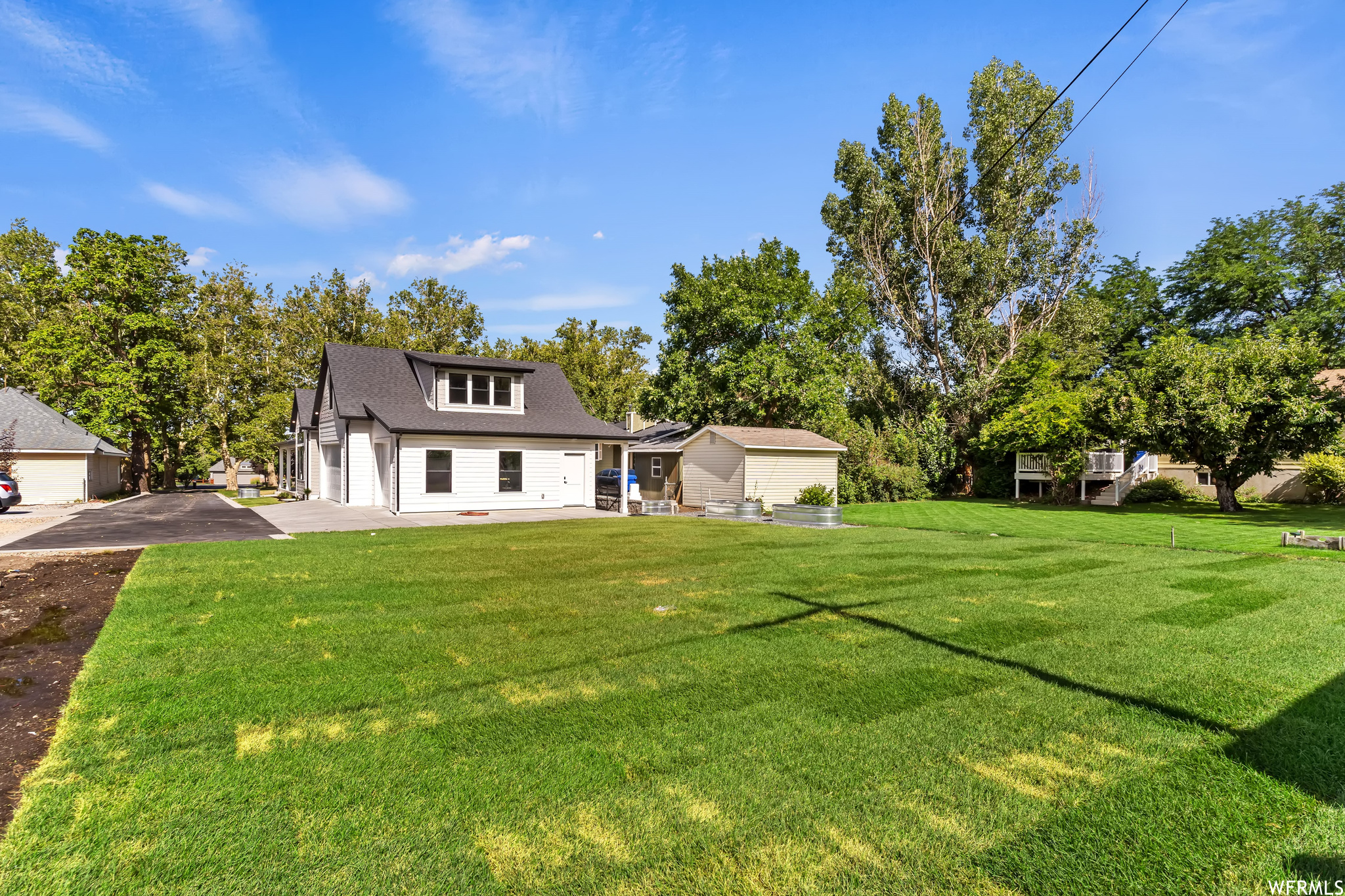 main property photo 44