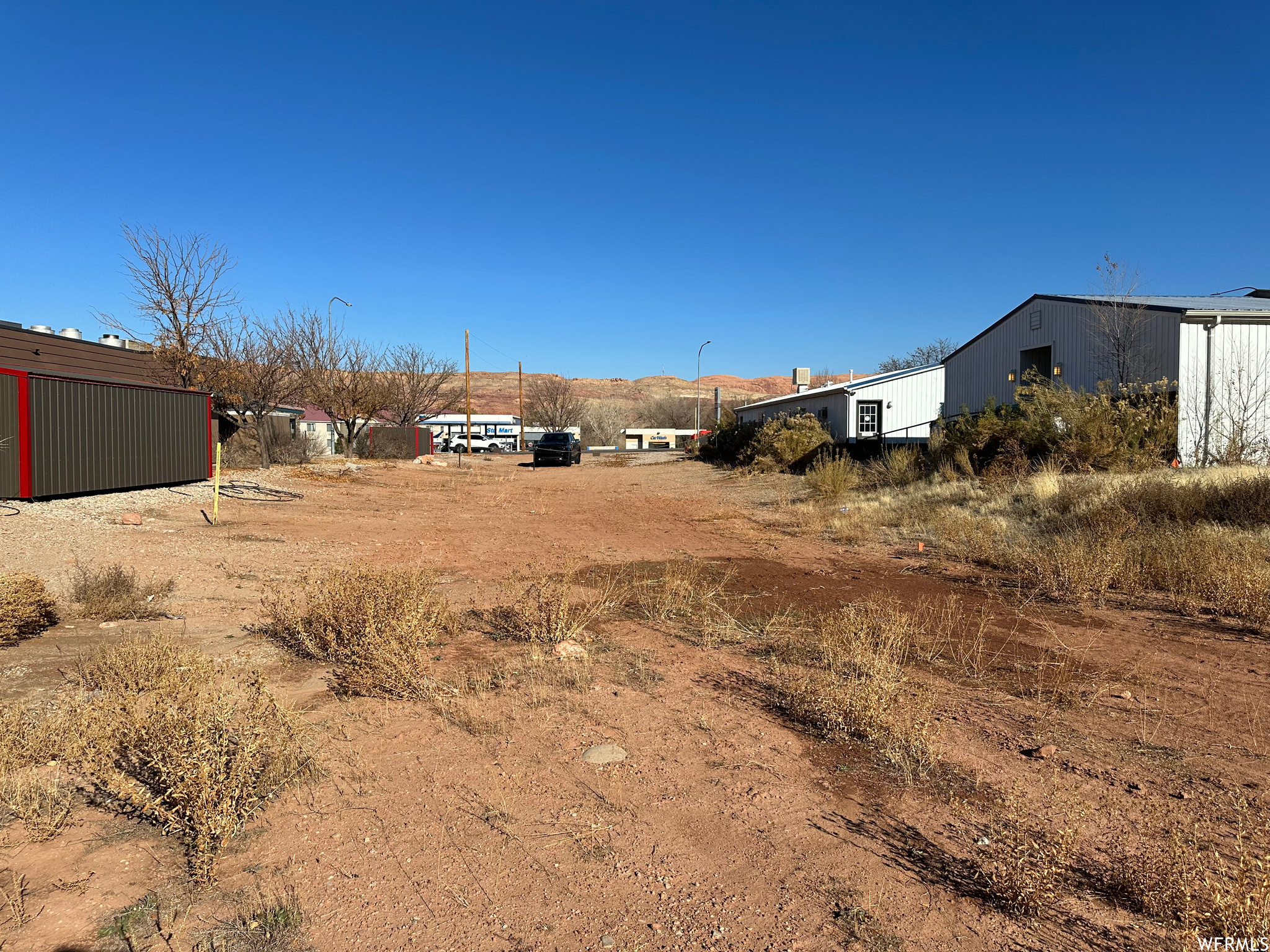 main property photo 5
