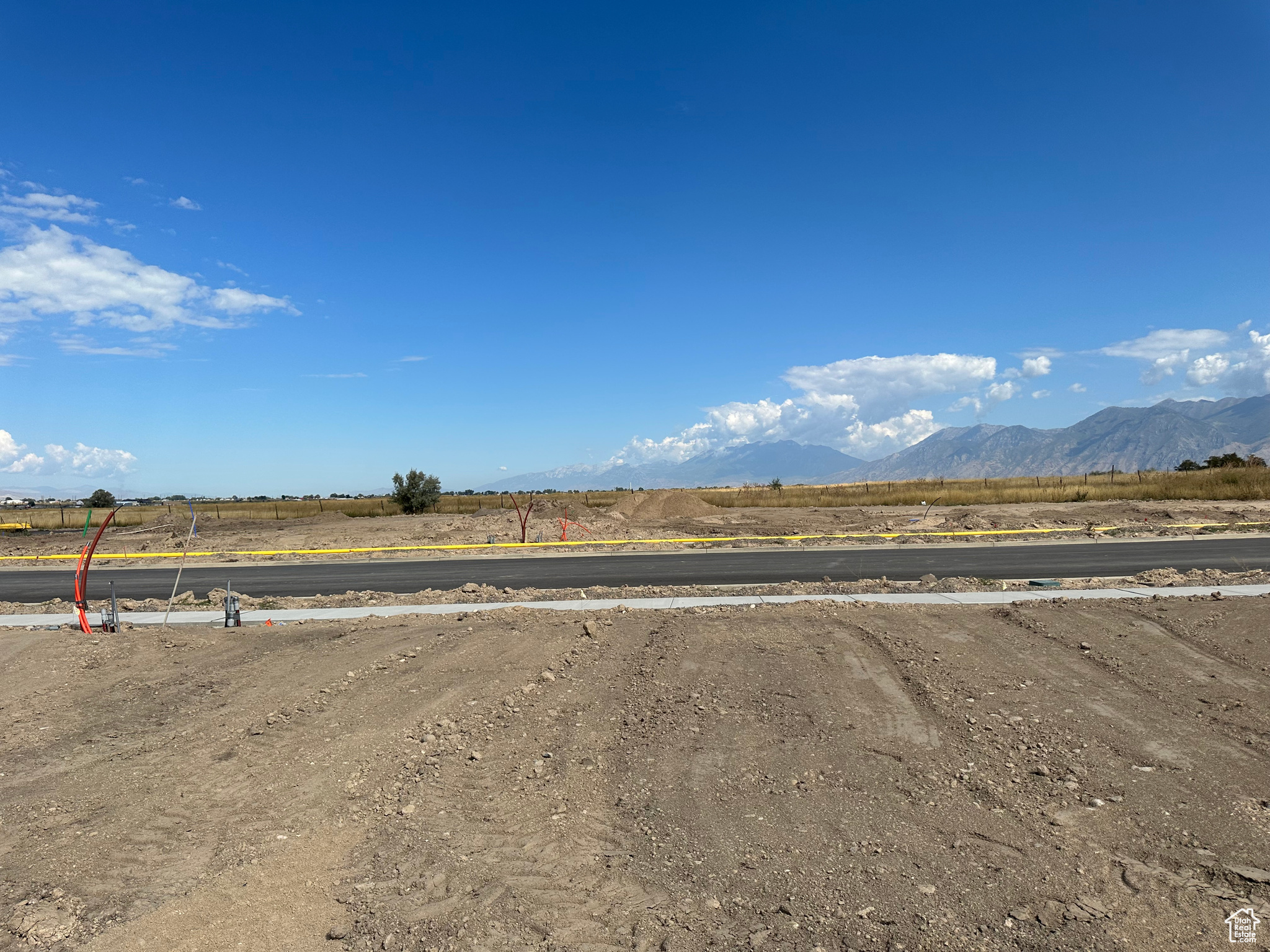 main property photo 27