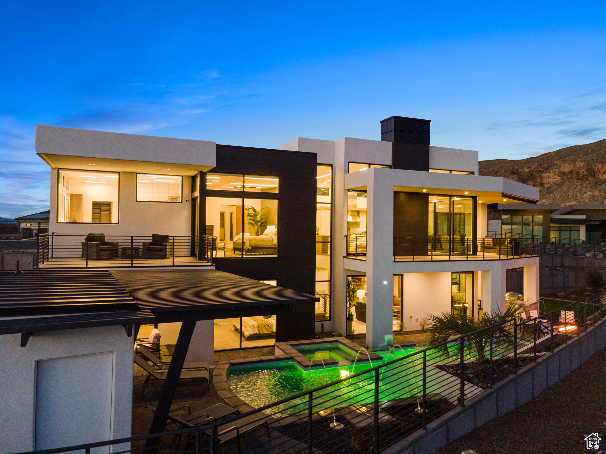 main property photo 44