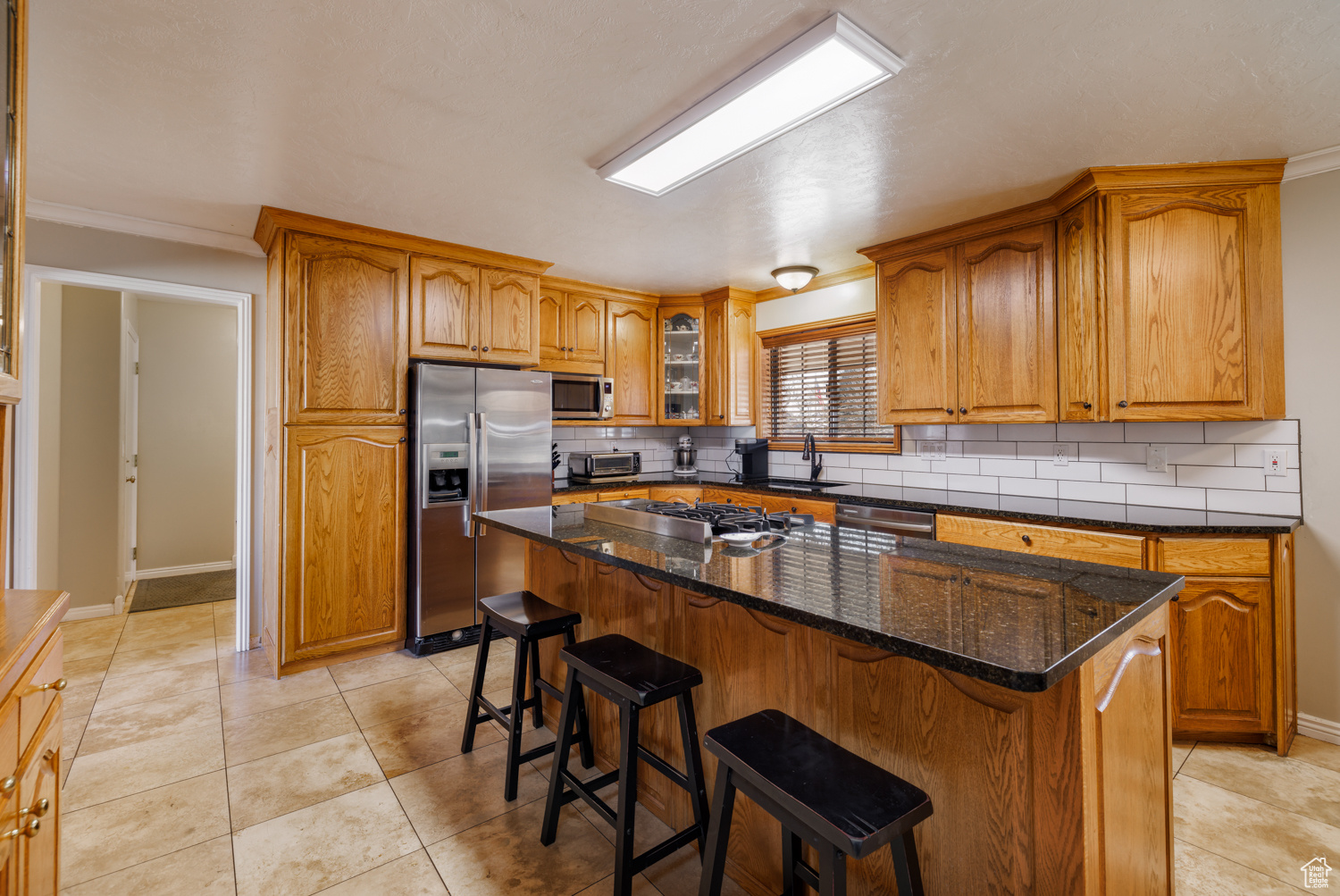 main property photo 13