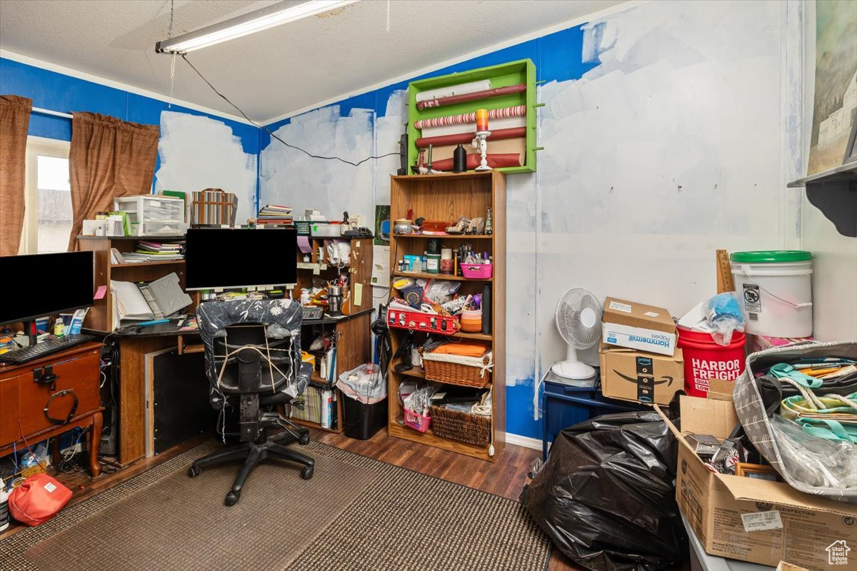 main property photo 13