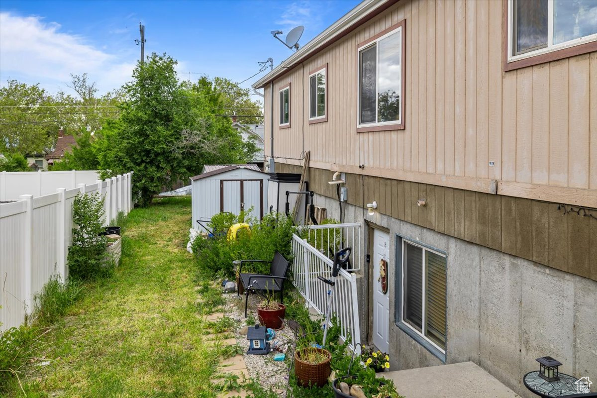 main property photo 32