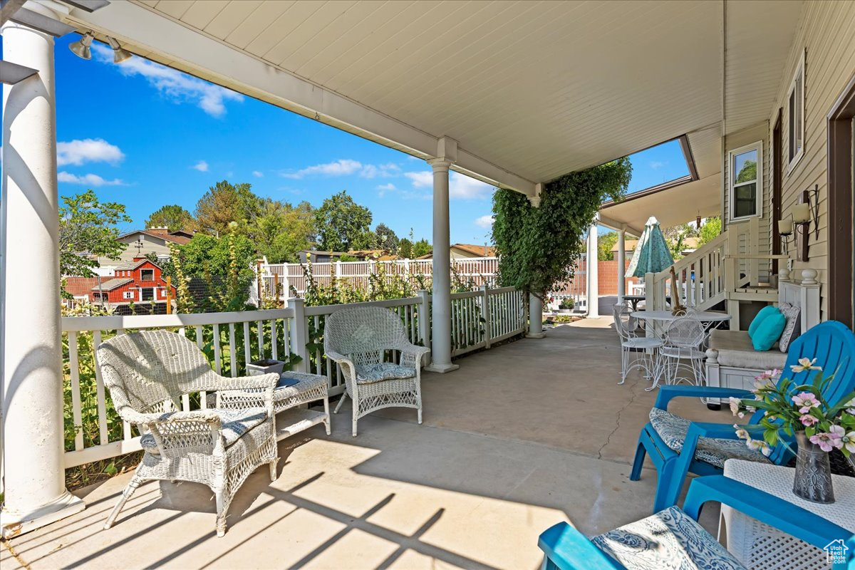 main property photo 30
