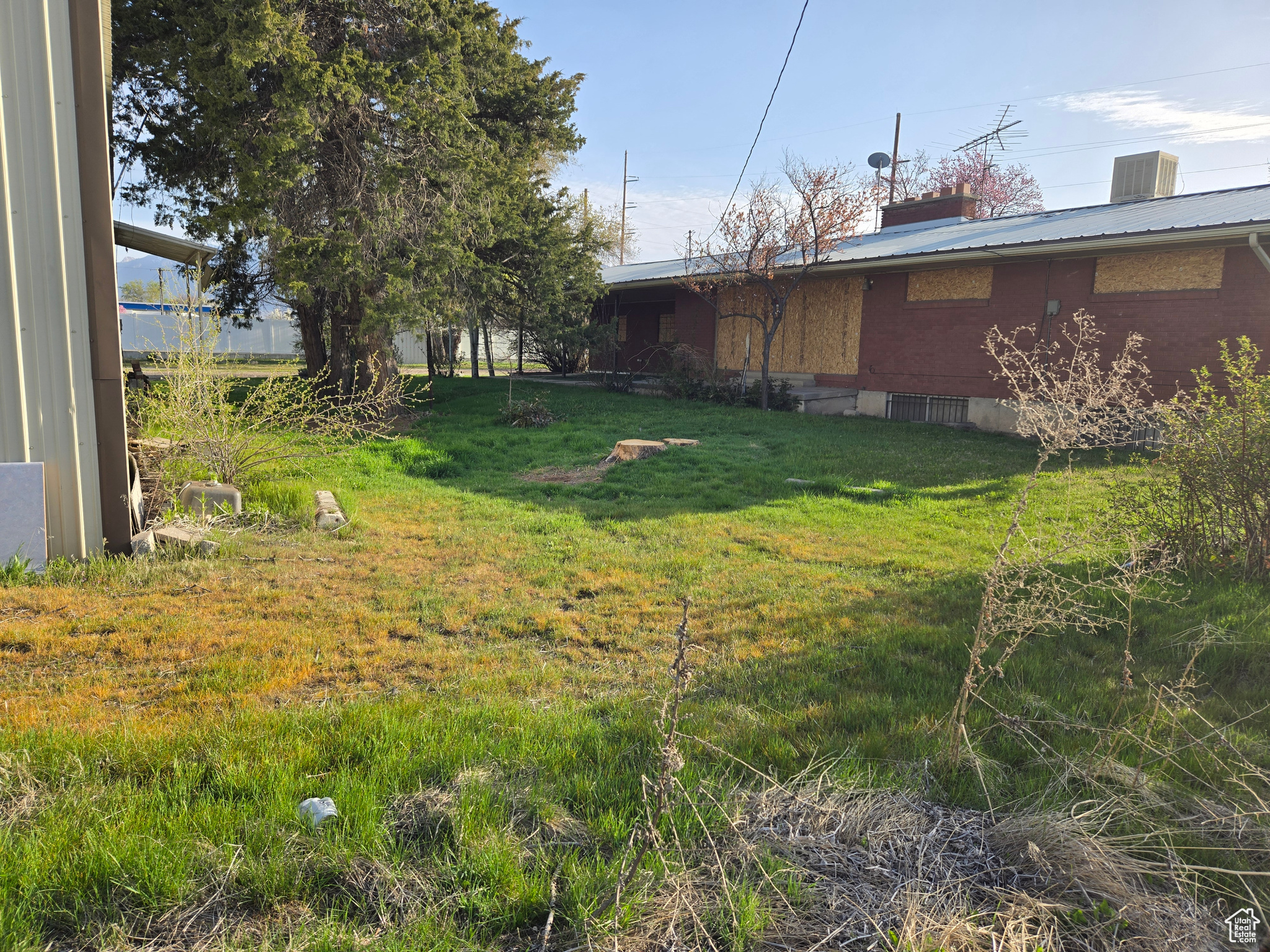 main property photo 19