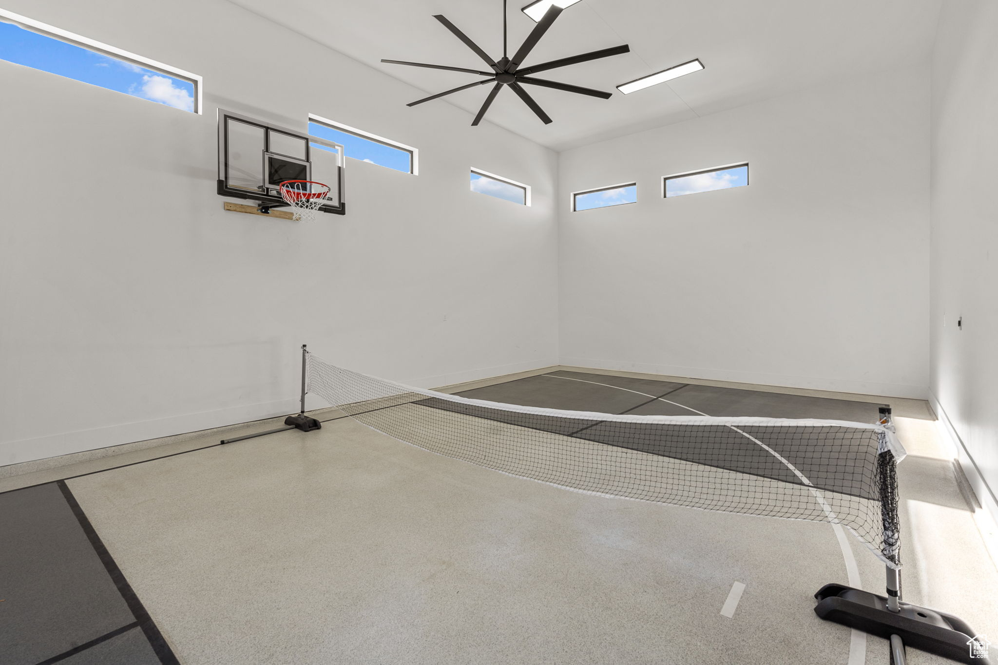 main property photo 50