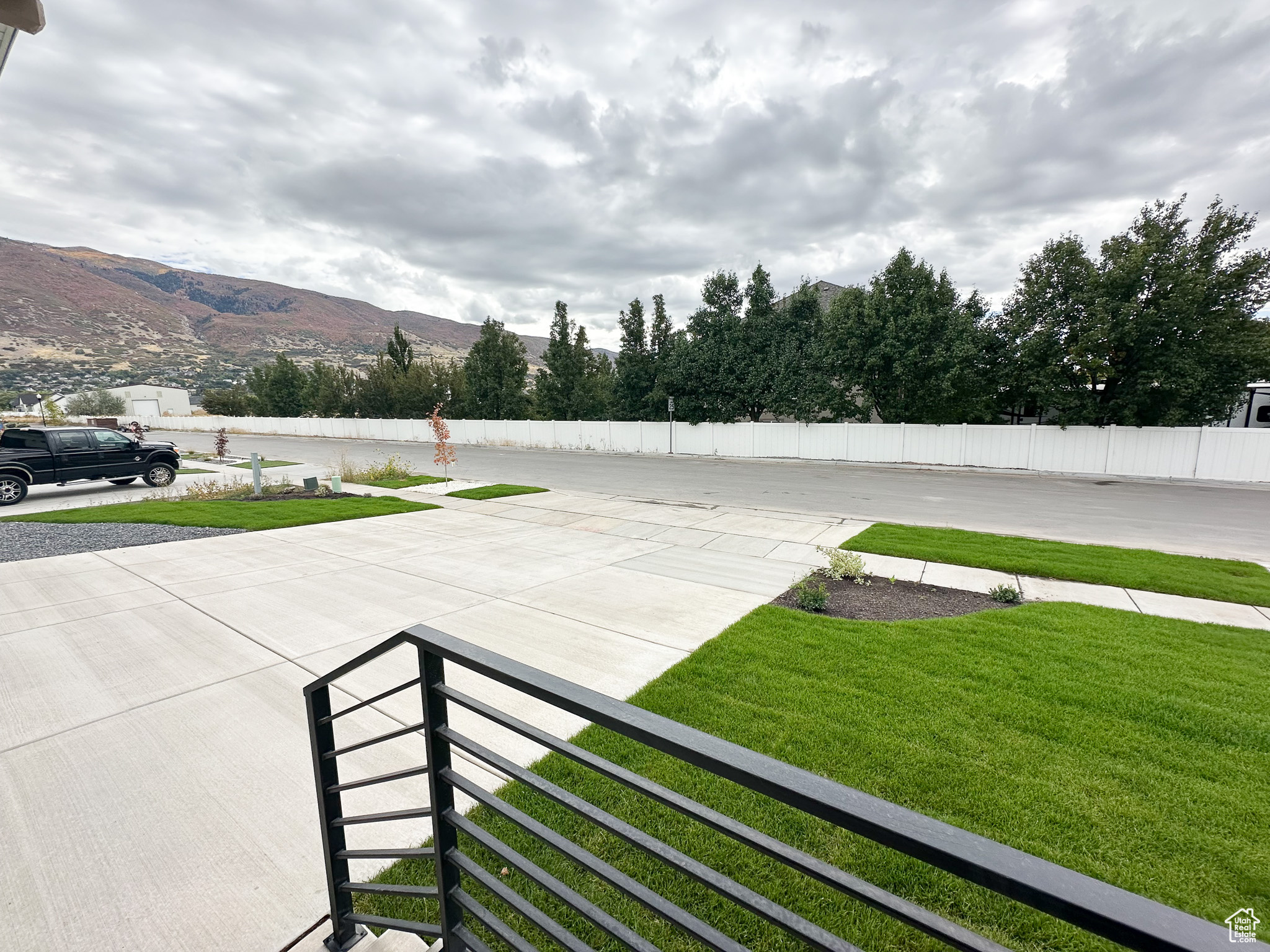 main property photo 12