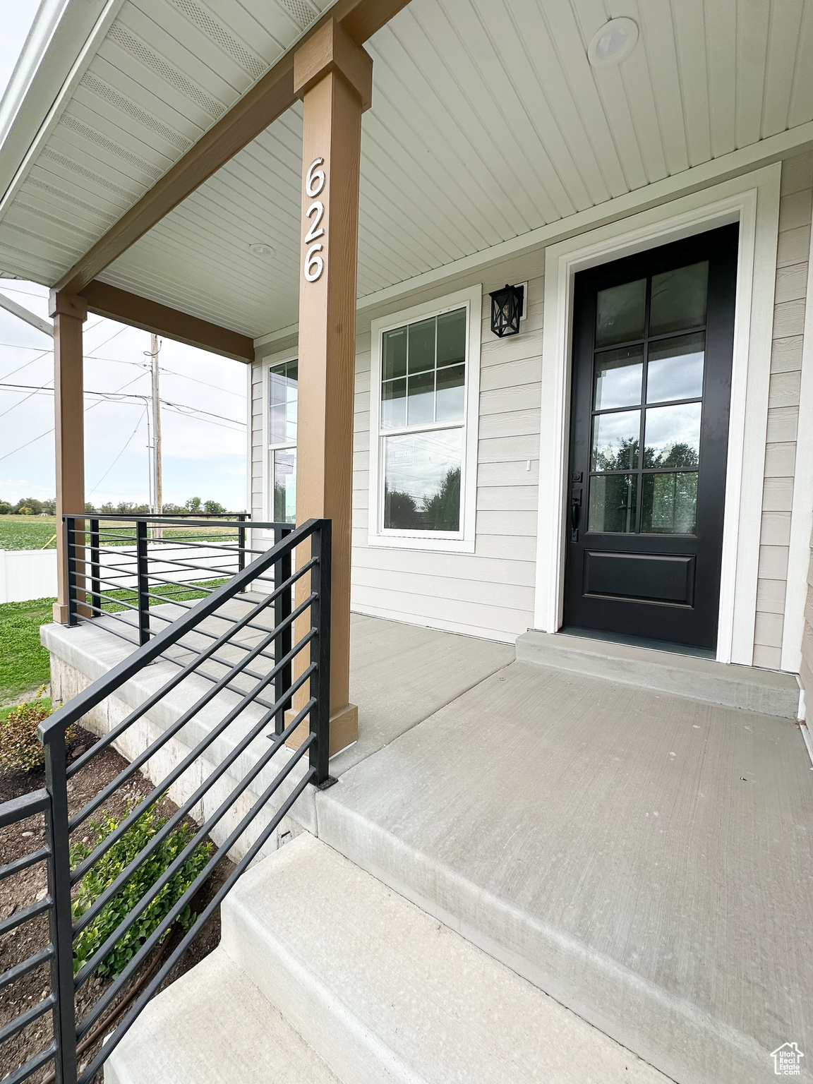main property photo 6