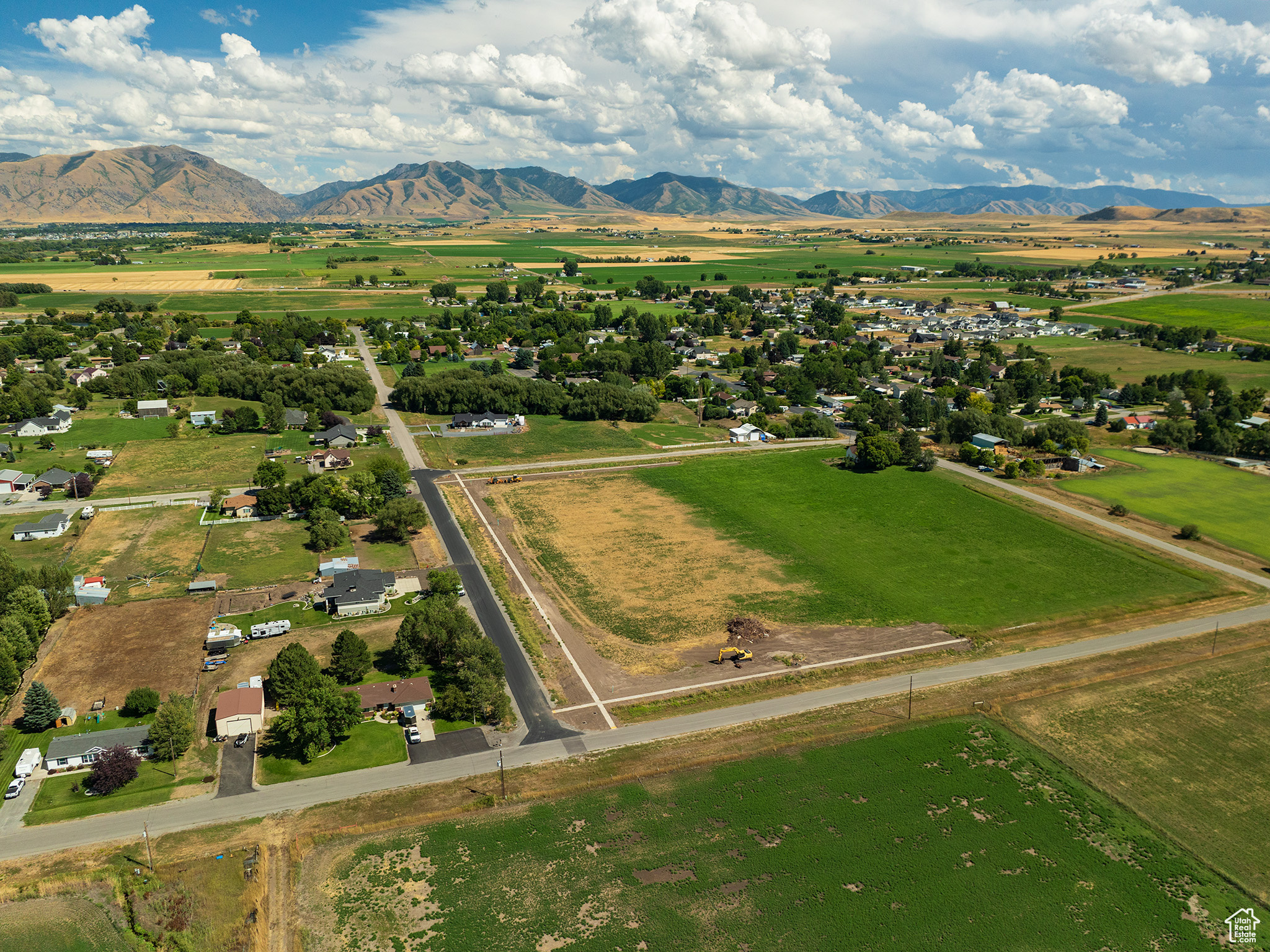 main property photo 15