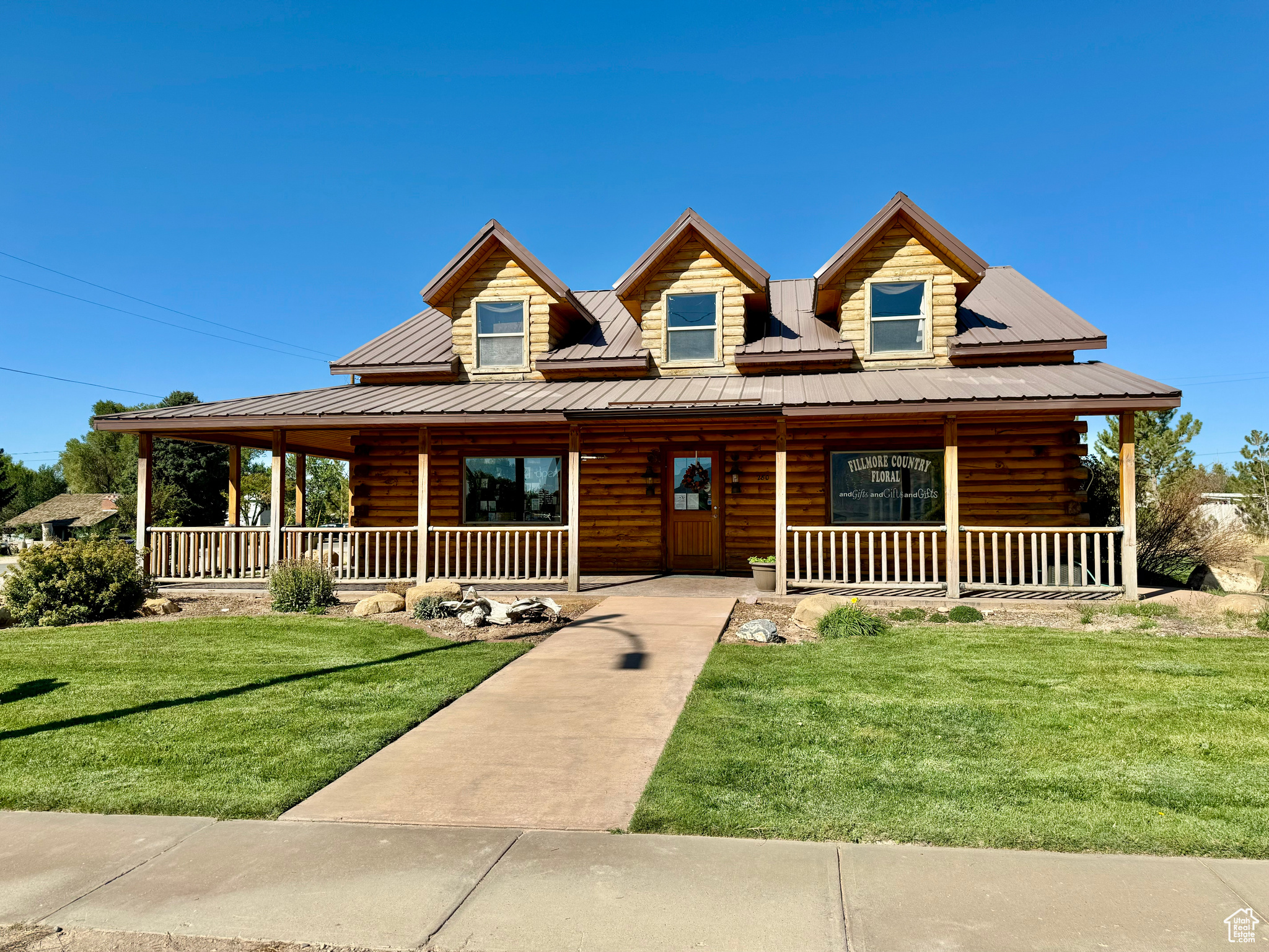 main property photo 49