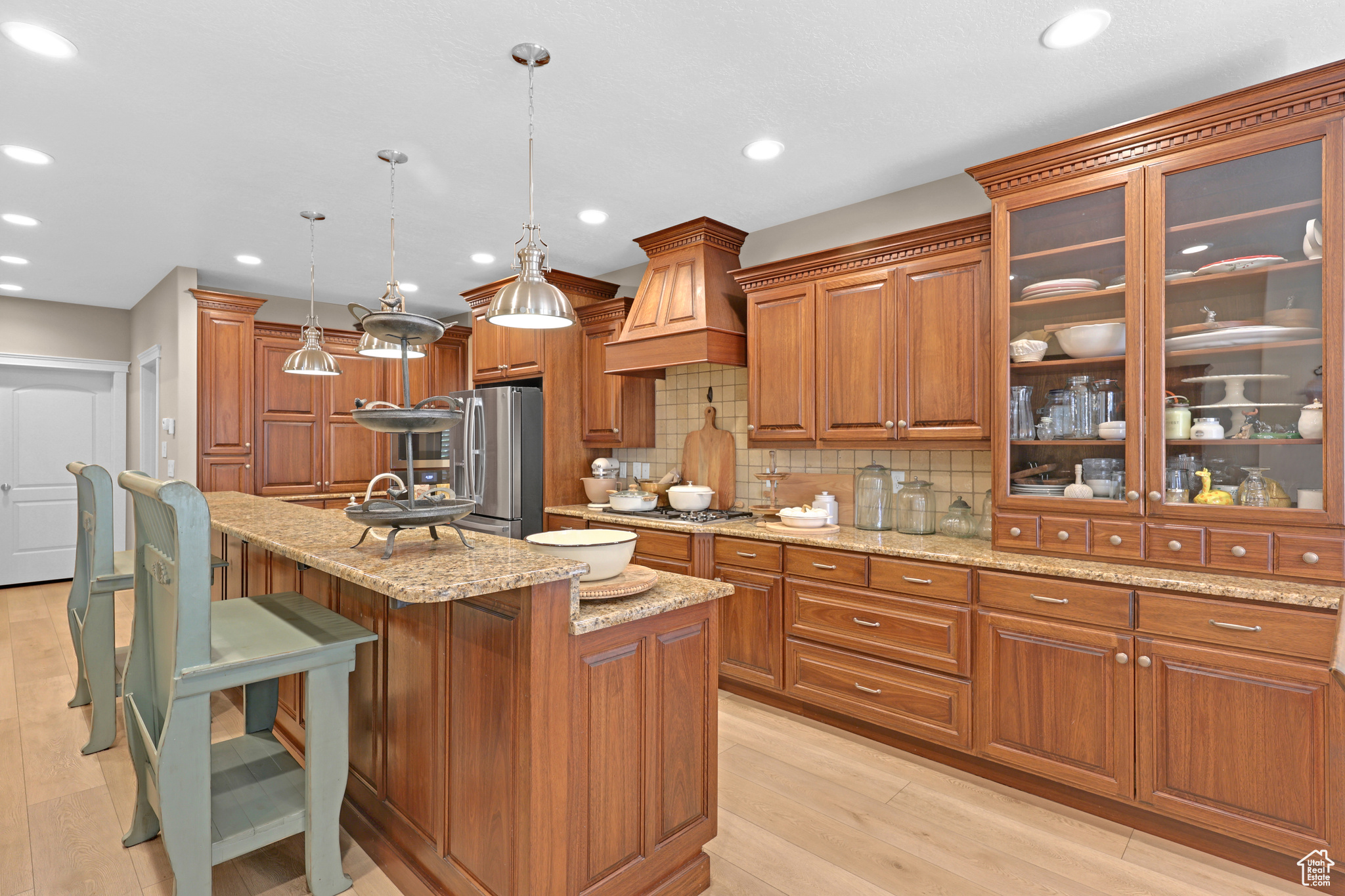 main property photo 14