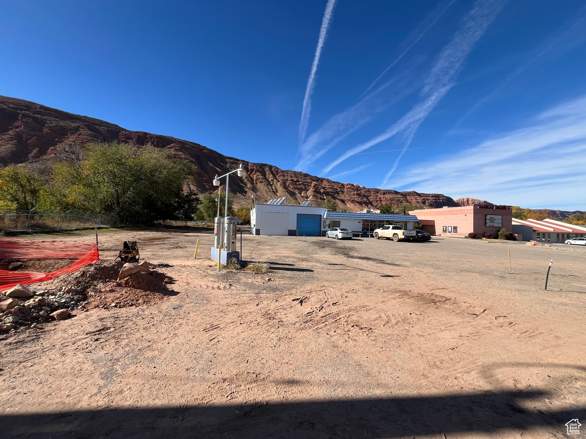 main property photo 18
