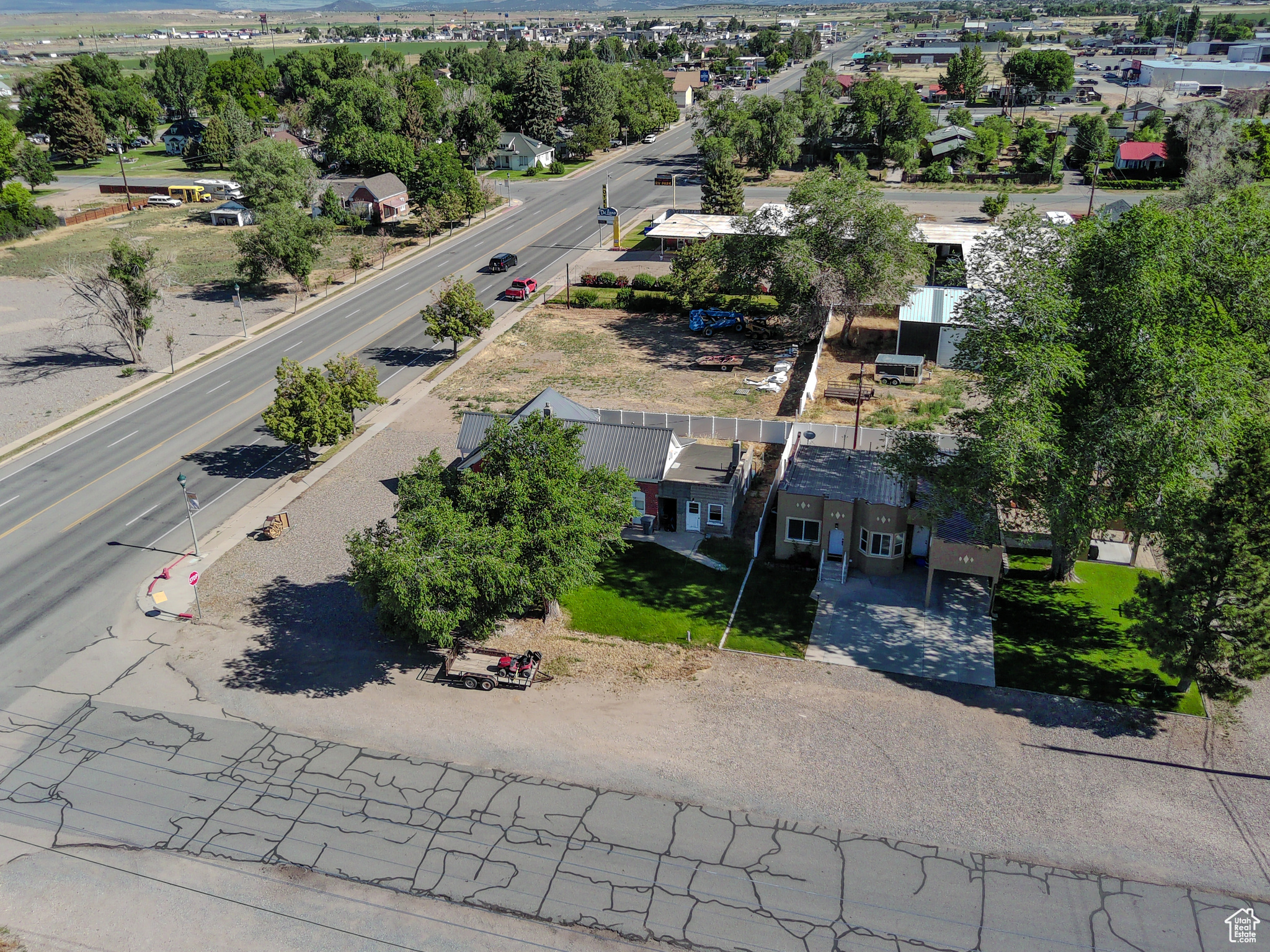 main property photo 26