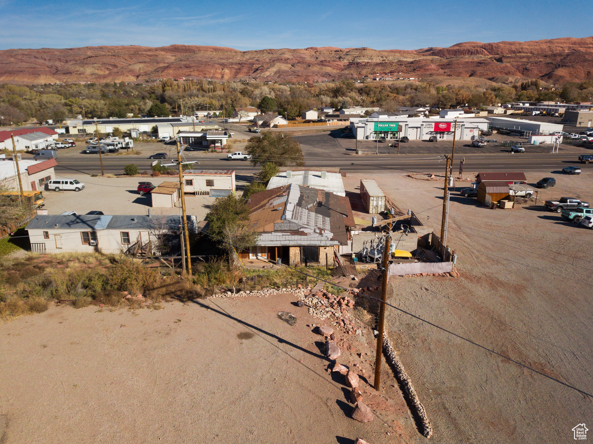 main property photo 3